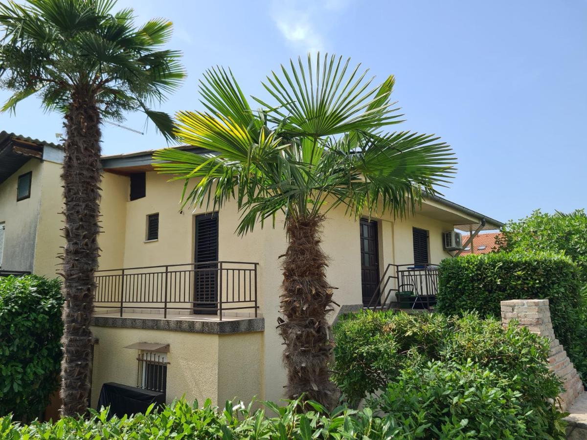 Apartman Tamy Malinska Esterno foto