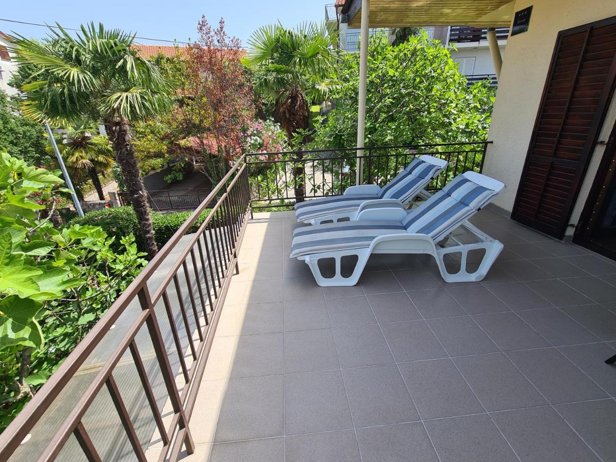 Apartman Tamy Malinska Esterno foto